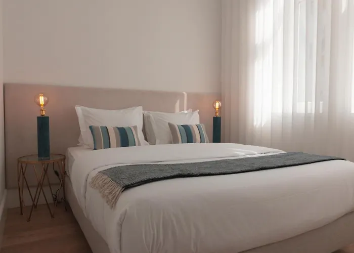 Vibrant Porto Apartments - Heroismo\'S Metro
